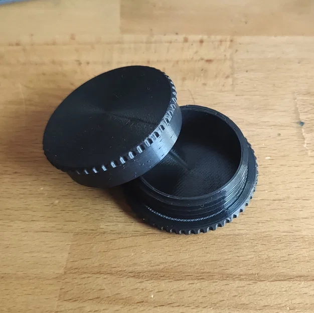 Hộp Đựng Thuốc 3D Nhỏ Gọn Có Nắp Vặn Chắc Chắn - Image 3