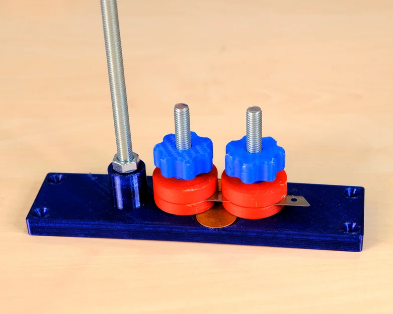 PET Bottle Cutter | Cortador de botellas (Dụng cụ cắt chai PET) - Image 1