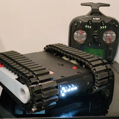 ReconBot siêu chất: RC Camera, leo cầu thang được (tới 19cm)!