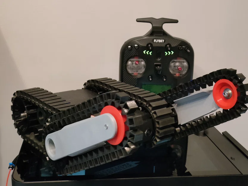 ReconBot siêu chất: RC Camera, leo cầu thang được (tới 19cm)! - Image 4