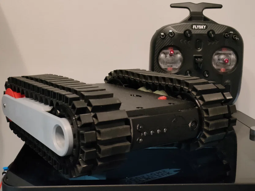 ReconBot siêu chất: RC Camera, leo cầu thang được (tới 19cm)! - Image 5