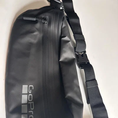 Giá gắn GoPro lên dây đeo túi đeo chéo (Sling Bag) tiện lợi