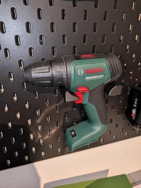 Giá treo máy khoan Bosch UniversalDrill trên bảng IKEA Skadis - Image 1