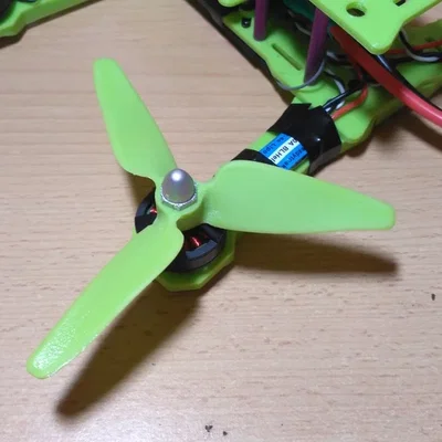 Cánh quạt 3 lá 5 inch (Three-Blade 5 Inch Propeller)