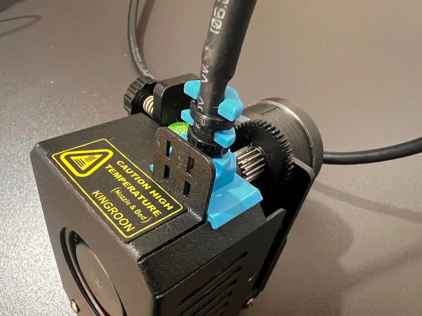 Kingroon KP3s Pro V2 - Dẫn hướng dây extruder - Image 1