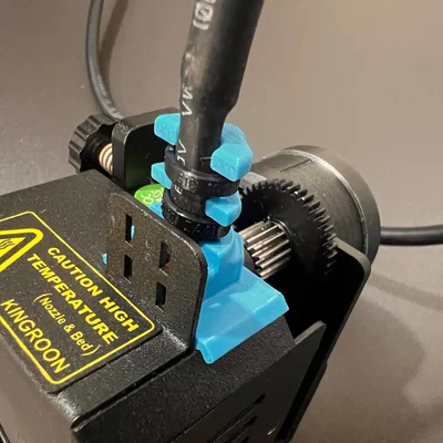 Kingroon KP3s Pro V2 - Dẫn hướng dây extruder