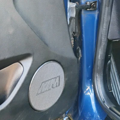 Nắp đậy loa BMW e46 Compact in 3D (có tùy chọn logo M)