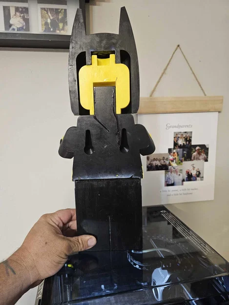 Giá treo giấy vệ sinh hình nhân vật Batman độc đáo cho phòng tắm - Image 3