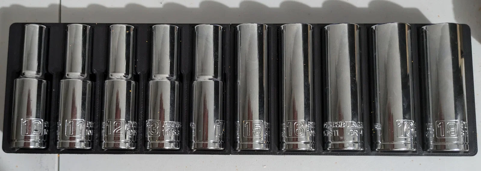 Khay Gridfinity cho bộ đầu tuýp sâu hệ mét Harbor Freight (Metric Deep Socket) - Image 1