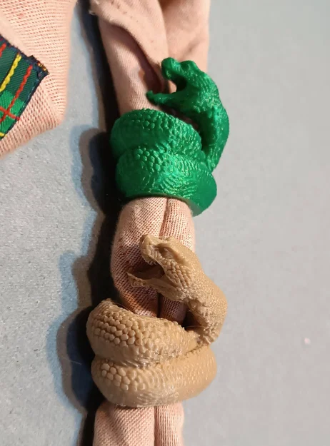 Vòng giữ khăn quàng Hướng đạo sinh hình rắn Kaa (woggle) in 3D - Image 3