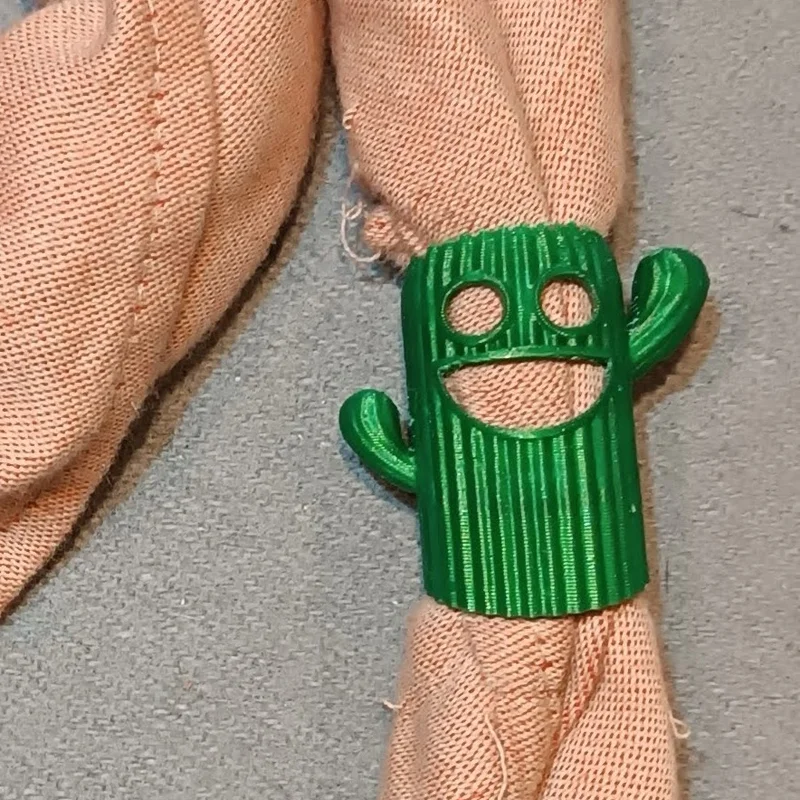 Vòng giữ khăn quàng 3D hình xương rồng Smiling Cactus cho hướng đạo