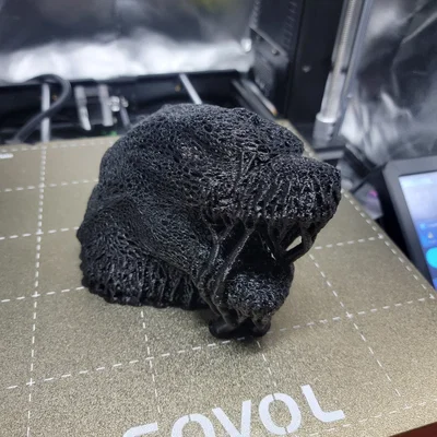 Đầu Godzilla (Voronoi)