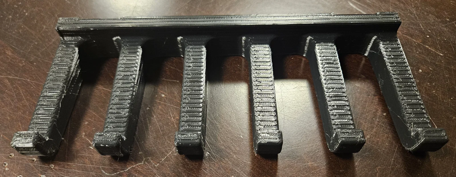 Giá treo băng đạn AR15 PMag cho slatwall - Image 2