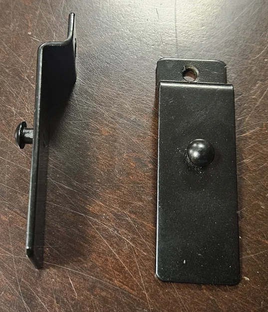 Giá treo băng đạn AR15 PMag cho slatwall - Image 4