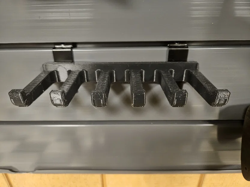 Giá treo băng đạn AR15 PMag cho slatwall - Image 7