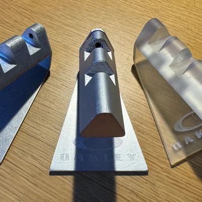 Giá đỡ kính mát Oakley