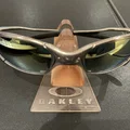 Giá đỡ kính mát Oakley - Thumbnail 2