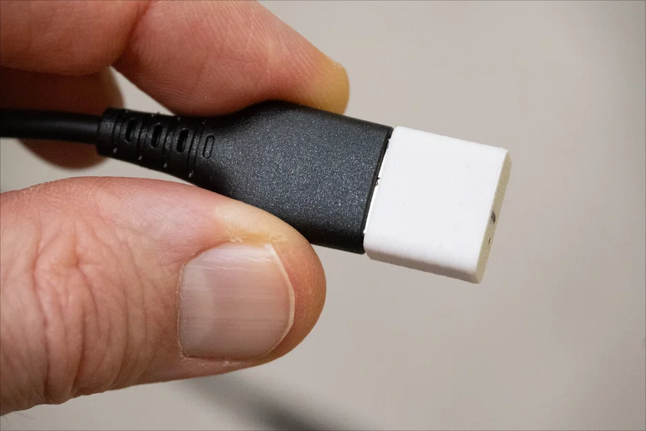Nắp chụp USB (USB cap) - Image 1