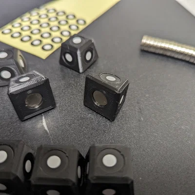 Marker Kim Tự Tháp cho 3D Scan (3D SCAN PYRAMID MARKERS)