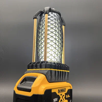 Đèn Dewalt 18V kiểu Isogrid (tương thích pin 18V)