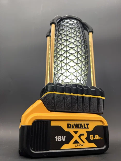 Đèn Dewalt 18V kiểu Isogrid (tương thích pin 18V) - Image 2