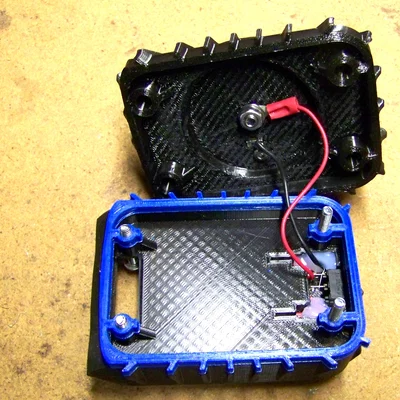 Đèn dùng pin DeWalt/Hercules (Harbor Freight) cho bóng LED 12V–24V