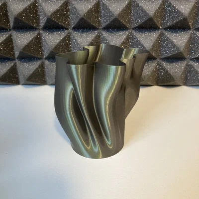 Mẫu bình hoa xoắn ốc (Spiral Vase) in 3D cực đẹp và dễ in