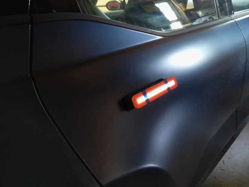 Ốp ngoài tay nắm cửa Fisker Ocean (Door Handle Facia) - Image 4