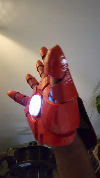 Tự in 3D găng tay Iron Man MK6 với Repulsor siêu chất - Image 4