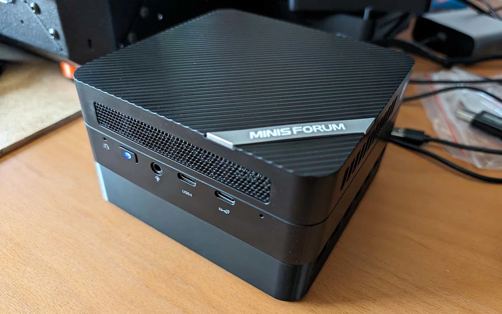 Vỏ quạt 120mm cho Minisforum UM690S - Image 1