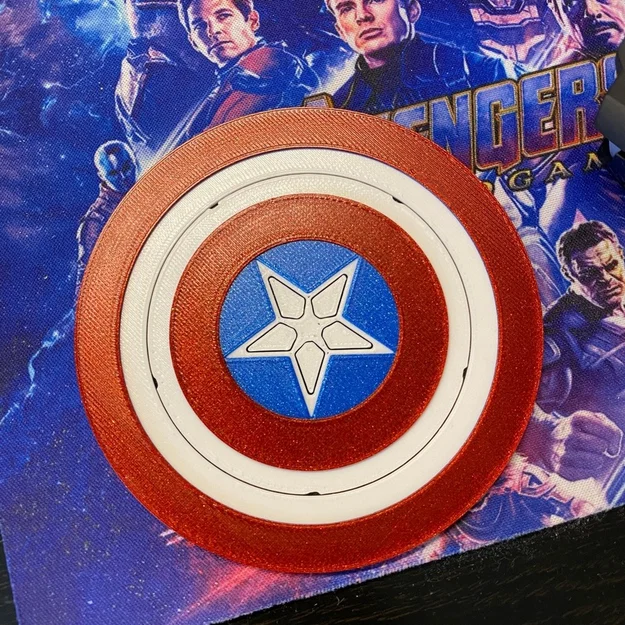 Lót ly/Kệ action figure Khiên Captain America (phiên bản Endgame) - Image 1
