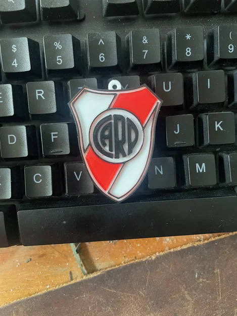 Móc khóa biểu tượng câu lạc bộ bóng đá River Plate in 3D - Image 2
