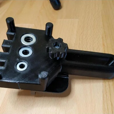 Đồ gá khoan chốt gỗ (Wood Doweling Jig)