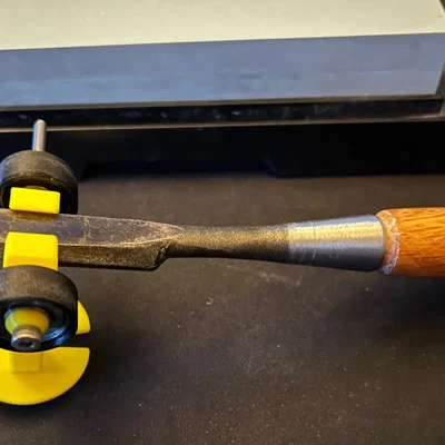 Dụng cụ mài đục (chisel) giữ góc chuẩn cho mọi góc