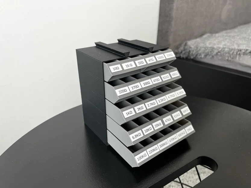 Hộp lưu trữ điện trở (Resistor storage) - Parametric - Image 1