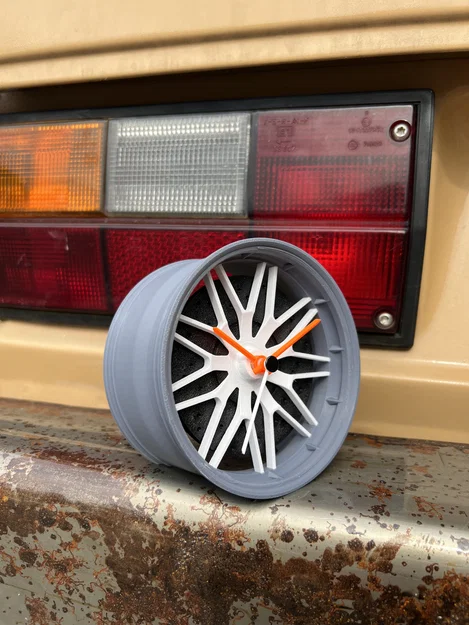 Rim clock – Đồng hồ để bàn lấy cảm hứng từ mâm AMG - Image 2