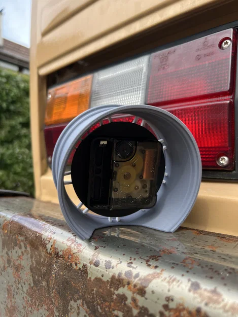 Rim clock – Đồng hồ để bàn lấy cảm hứng từ mâm AMG - Image 3