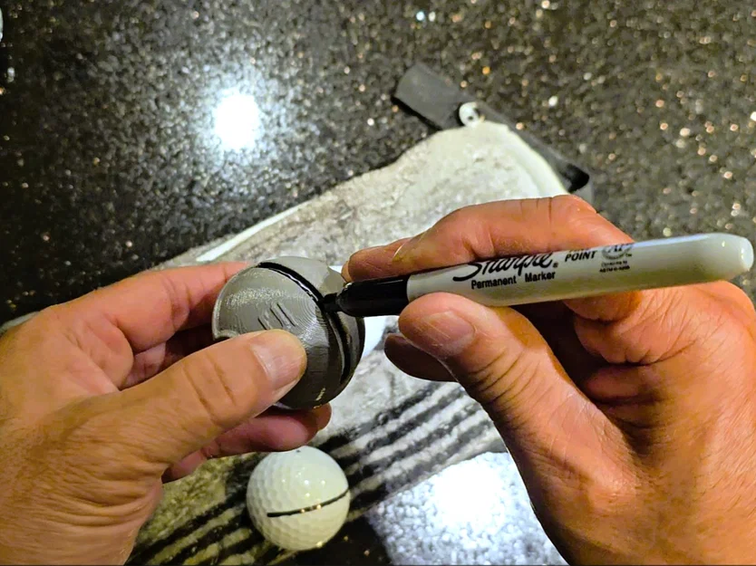 Dụng Cụ Kẻ Vạch Bóng Golf (Golf Ball Line Marker) - Image 1