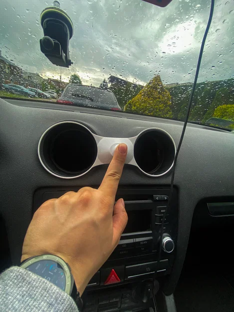 Giá đỡ điện thoại Audi A3 8P v2 (Audi A3 8P Phone Holder v2) - Image 2