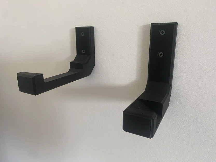 Móc treo tường cho Stormbreaker - Image 1