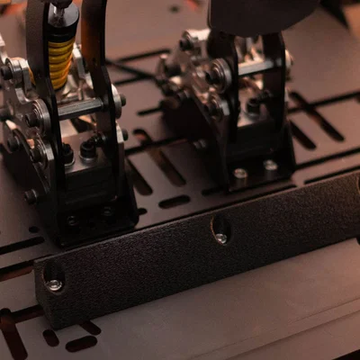 Gác gót chân cho pedal simracing