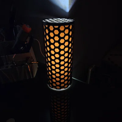 Đèn để bàn họa tiết tổ ong (Honeycomb Table Lamp) - File 3D in ấn