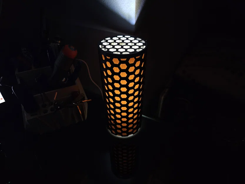 Đèn để bàn họa tiết tổ ong (Honeycomb Table Lamp) - File 3D in ấn - Image 4