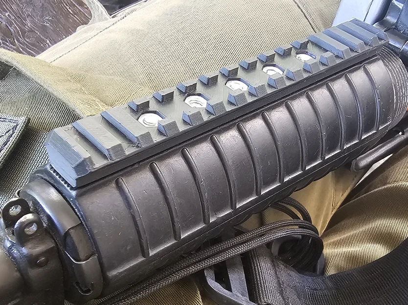 Thanh gắn phụ kiện Picatinny cho súng M16 và M4 - Image 2