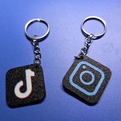 Móc khóa NFC mạng xã hội (Social NFC keychain)