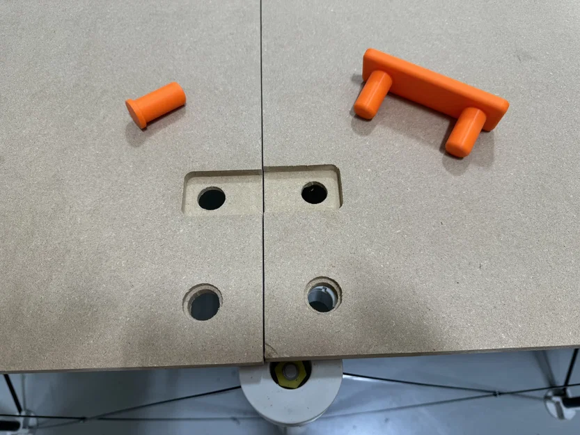 Mặt bàn Bora Centipede với Hold Down Dogs và Sheet Connectors (in 3D) - Image 2