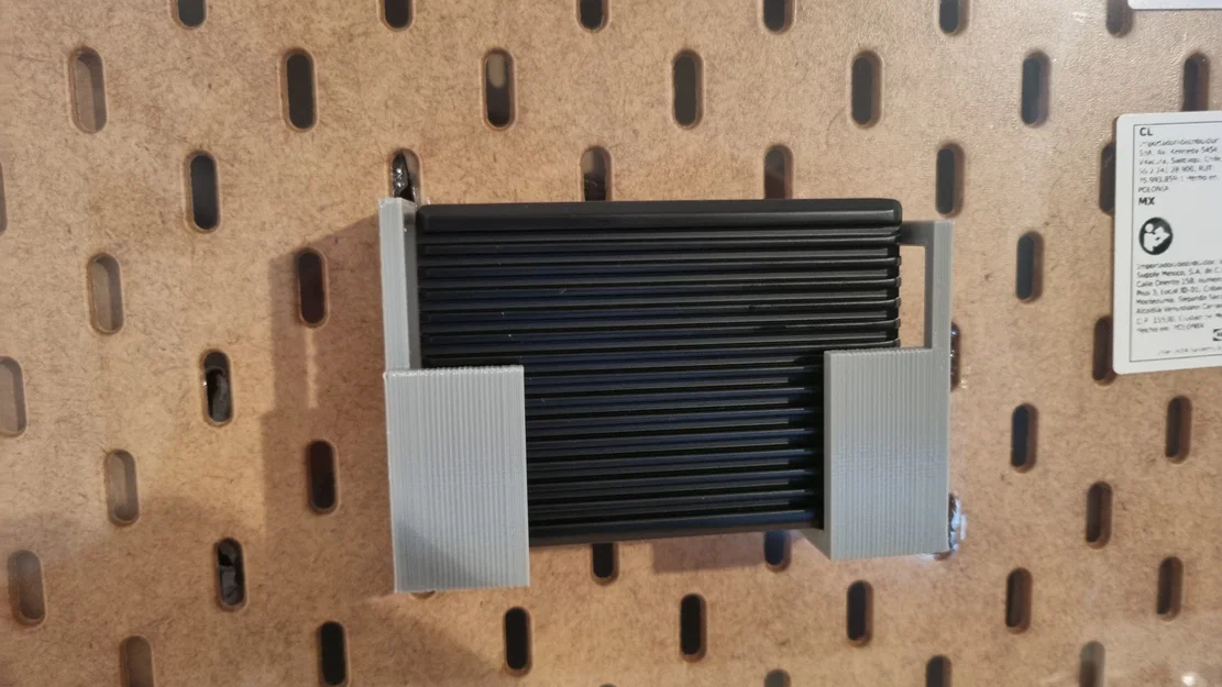 Giá gắn SKADIS cho Raspberry Pi 5 Full Armor Case - Image 1