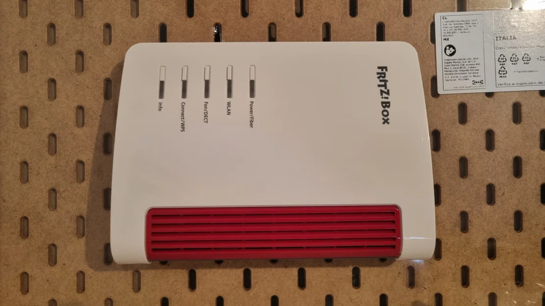 Ngàm gắn SKADIS cho AVM FRITZ!Box - Image 1