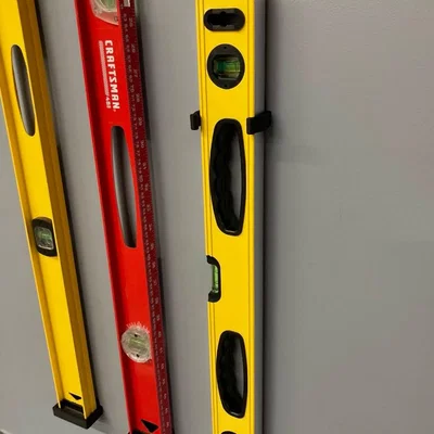 Giá Treo Tường cho Thước Thủy (Bubble Level Wall Mount)
