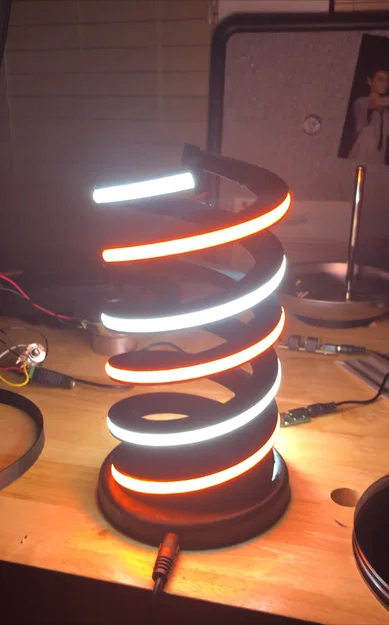 Đèn Double Helix (Double Helix Lamp) - Image 1